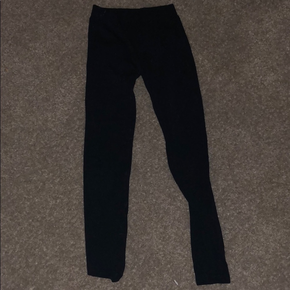 Black leggings